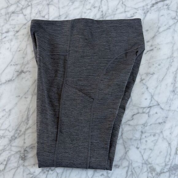 Athleta Ultimate Stash Pocket Capri Leggings Heather Gray Women’s Size Small - Picture 11 of 11